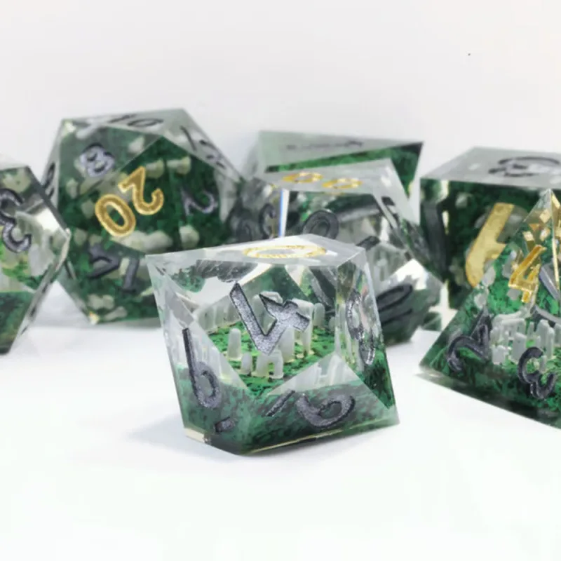 Dinosaur Edge Dice Polyhedron Board Game Resin Dice set for Dungeons & Dragons COC Tabletop RPG Games Resin Cube DND Dice