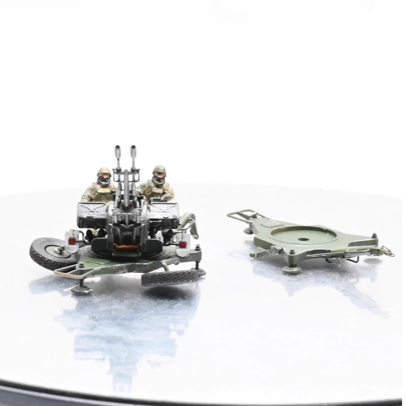 Neues Modell ZU-23-2 im Maßstab 1:72 mit doppeltem Fass, Anti-Flugzeugpistole mit 2 Soldaten, Puppenspielzeug, DIY-Szene, Zubehör-Display