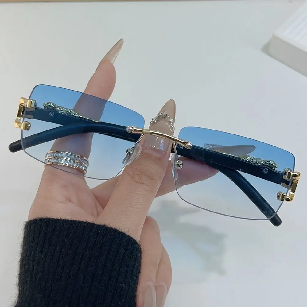 

Trendy Leopard Decor Rectangular Sunglasses Cut-Edge Metal Frame Sun Glasses UV400 Protection Rimless Shades for Women & Men