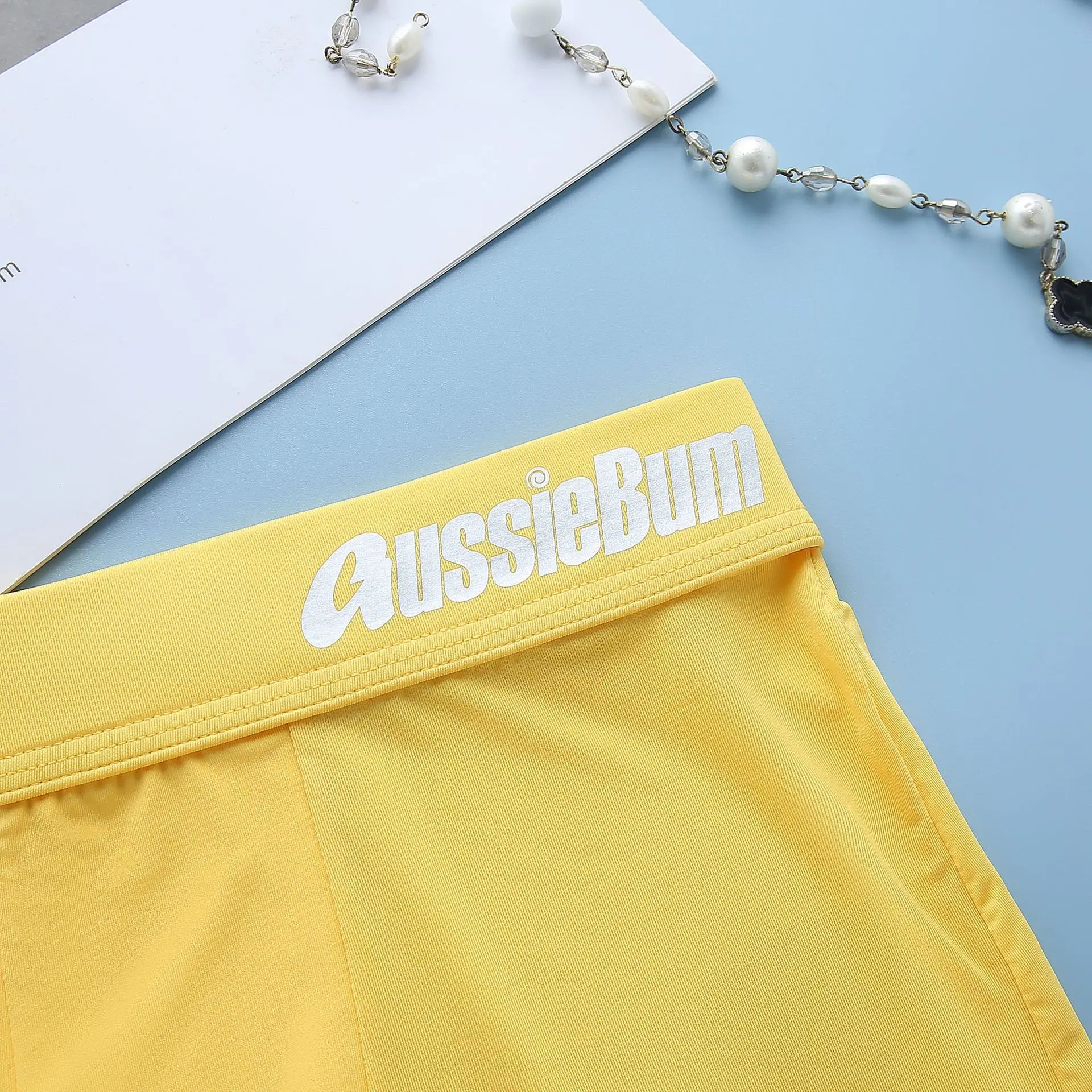 Mens Boxer underwear milk silk low waist elastic three-dimensional comfort aussiebum