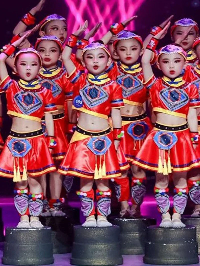 

Chinese Traditional Hmong Costume Classical National Miao Dance Costumes Dress Perform Dance Wear Ancient Folk Dance Miao Dress
