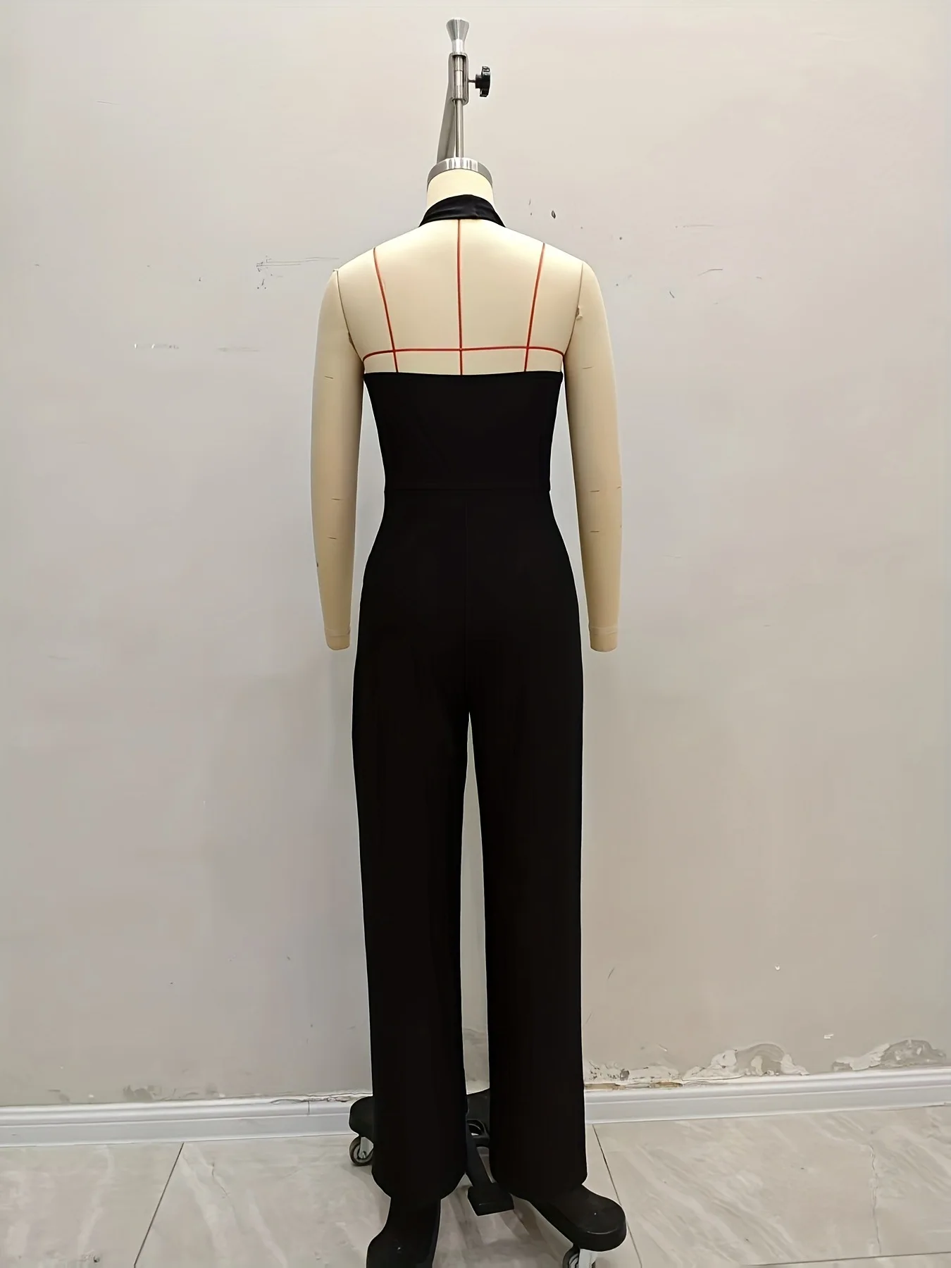 Damski letni obcisły kombinezon z nowym dekoltem, kombinezon podnoszący pośladki, prosty i elegancki kombinezon na co dzień.