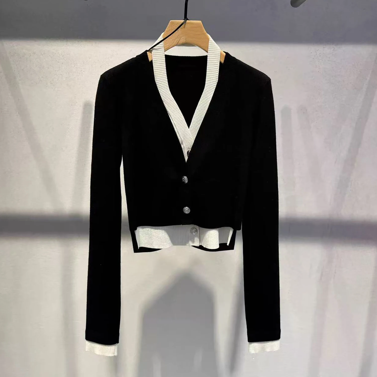 

Элитный женский вязаный кардиган-свитер с эффектом двухслойности, осенняя новинка, для повседневной носки