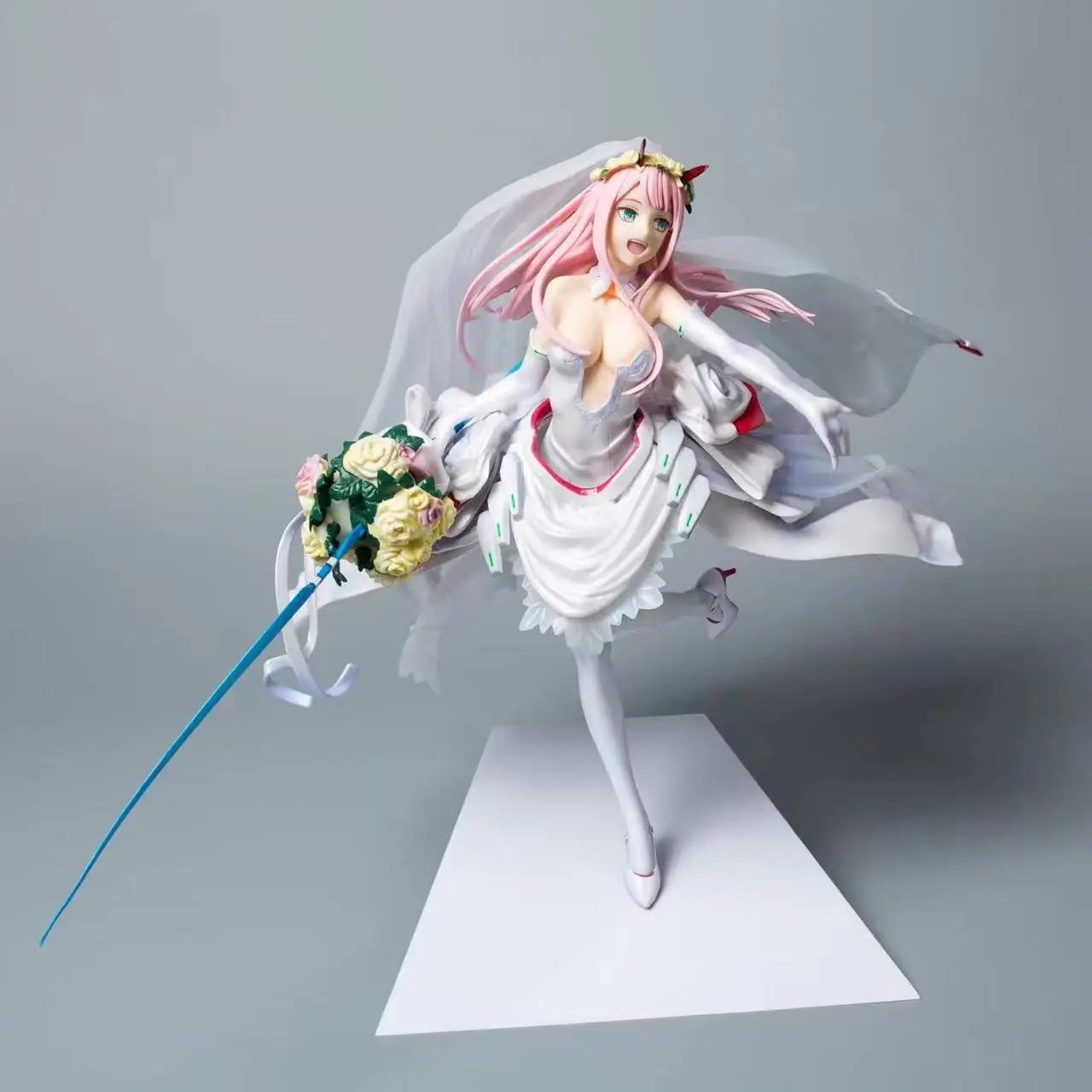 DARLING in the FRANXX Code:002 Zero Two 02 For My Darling Anime Girl PVC Action Figure Toy Collection Wedding Dress Model Doll