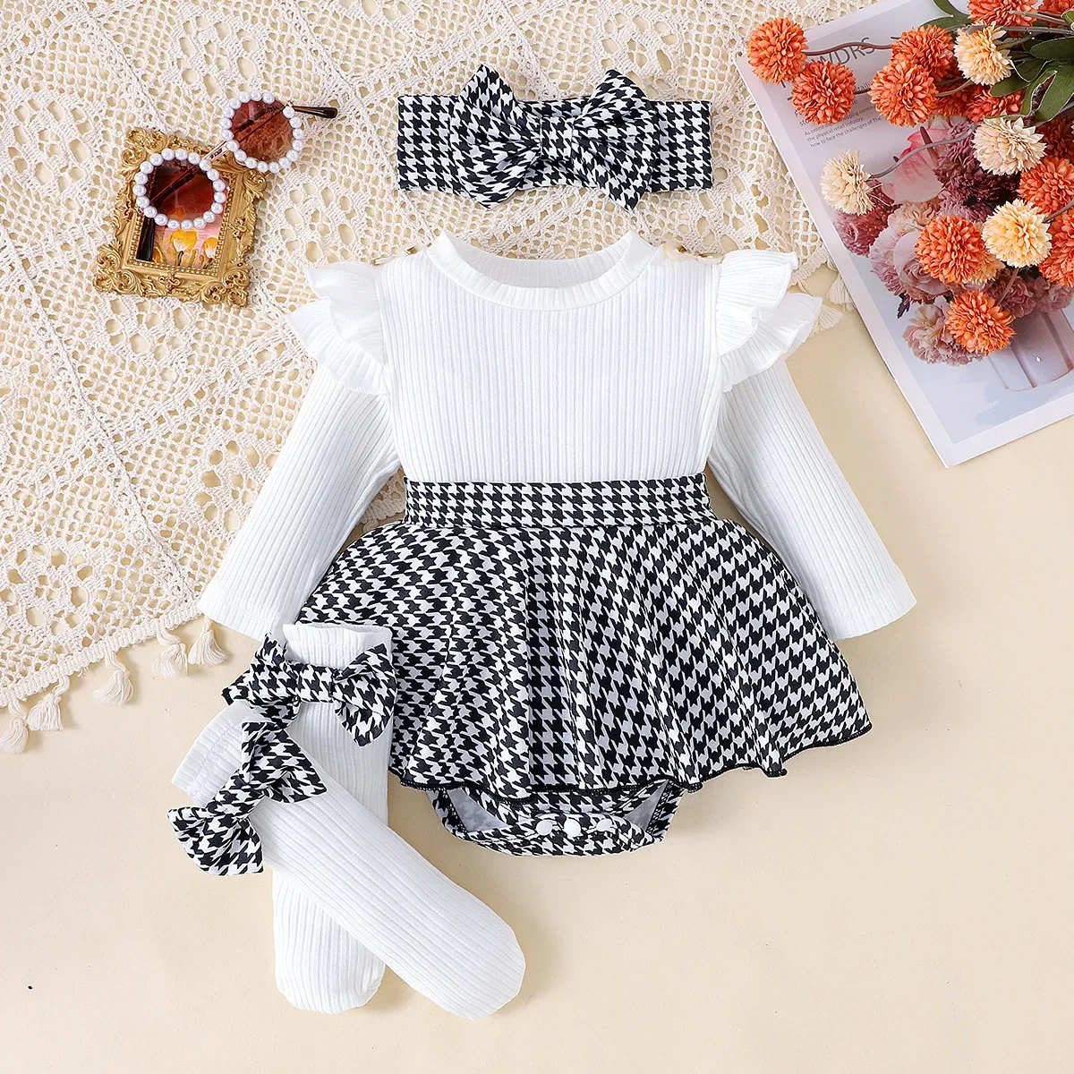 Cute Baby Suit Girl Dress Solid Color Fly Sleeve Long Kid Sleeve Plaid Hakama Toddler Sock Bow Tiara Three-piece Children Skirt