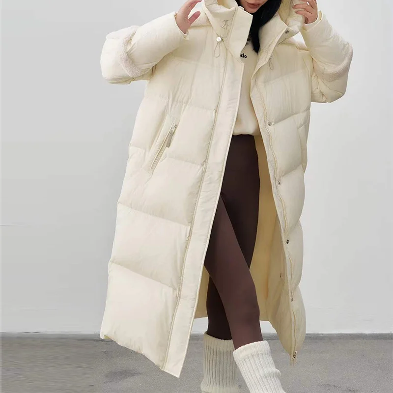 Długa kurtka puchowa damska 2025, oversize, pogrubiona, modna, elegancka, do pracy, uniwersalna, ciepła, trendy.
