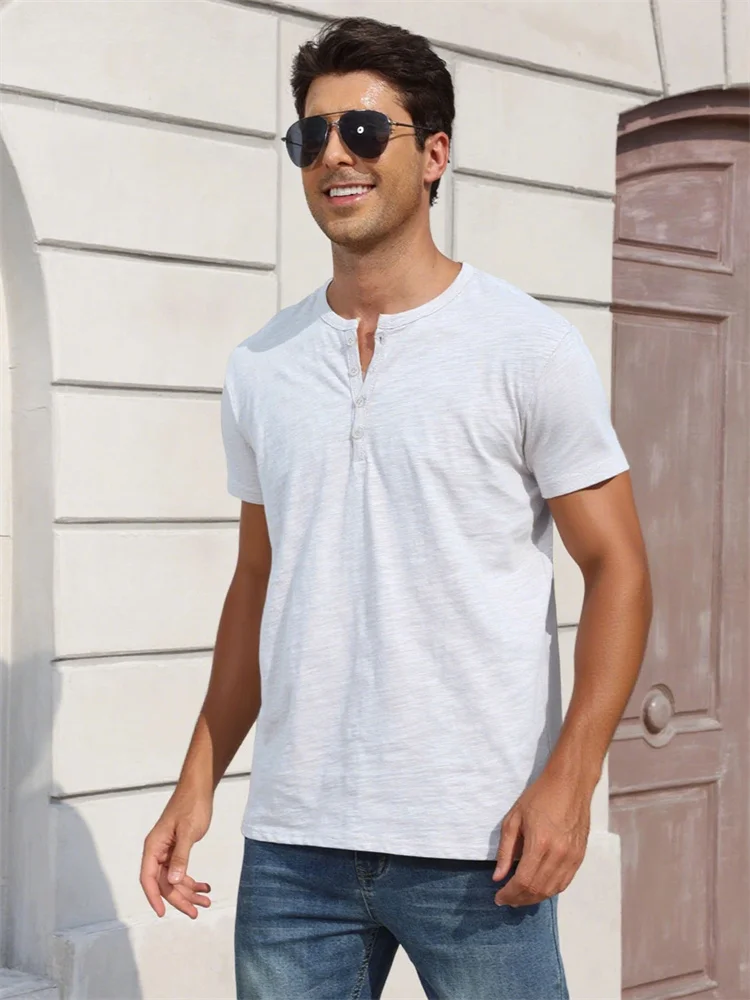 Herren-Baumwoll-T-Shirt, modisches Knopf-Design, atmungsaktiv, einfarbig, kurzärmelig, Henley-Ausschnitt, Tops, schmale Passform, gemütliche männliche Freizeit-T-Shirts – Detail 17