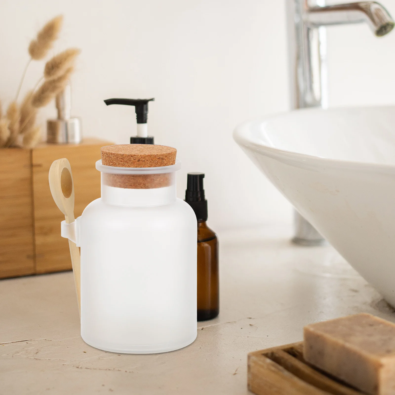 

1Pcs Empty Bottle for Mask Powder Bath Salt Holder Sealed Storage Jar Refillable Portable Powder Bottle for Beauty Salon Use