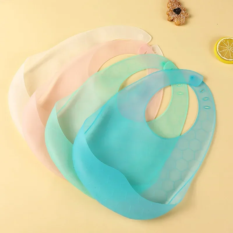 New Simple Silicone Rice Pocket Baby Light Bib Baby Three-dimensional Bib Super Soft Saliva Pocket