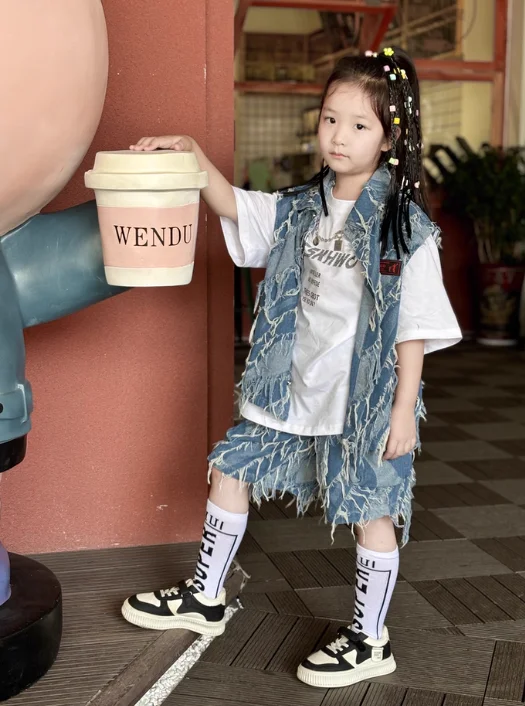 

New Hip-hop Street Dance Children's Clothing Blue Denim Vest Shorts T-shirt Boys and Girls Jazz Performance Youth Stage Costumes