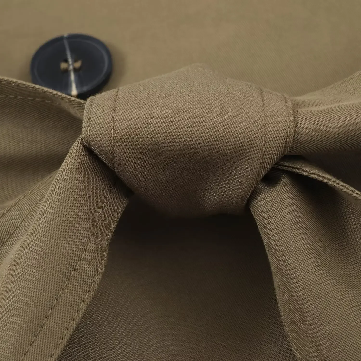 KONDALA Damen Elegante Pendler-Gürtelweste 2026 Sommer Frühherbst Trendige Zweireihige Weste Damen High-Street-Chic Freizeitweste – Detail 9