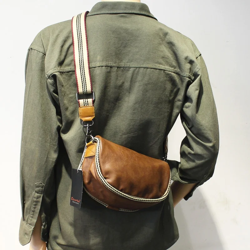 Trendy Men's Crossbody Chest Bag Casual Phone Bag Summer Small Diagonal Backpack Soft PU Leather Street Style Pure Color