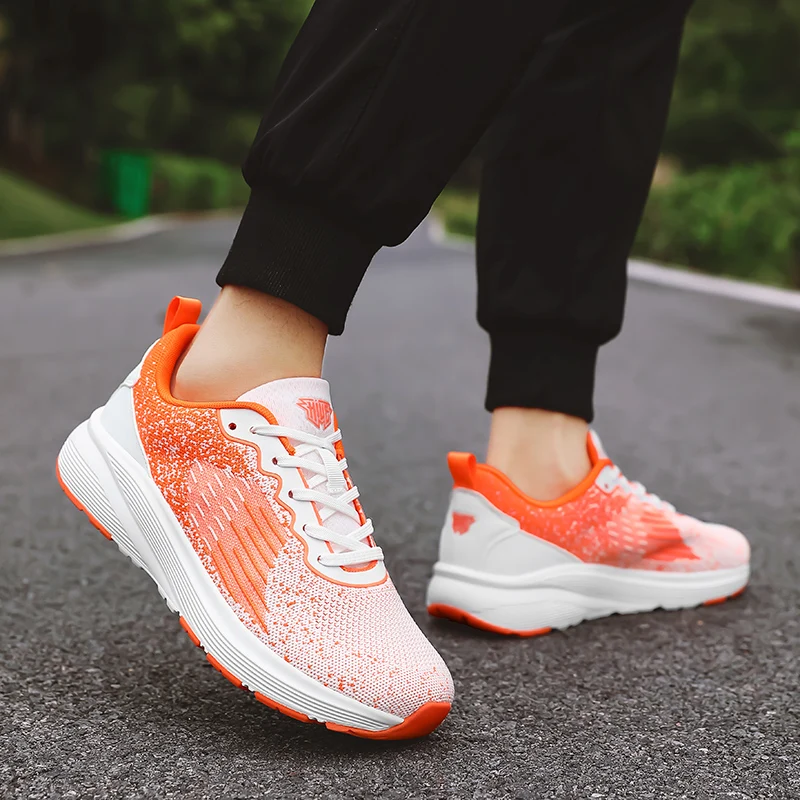 Running Shoes Men Lightweight Mesh Anti-slip Wear-resistant Casual Shoes Men Breathable Sports Breathable Walking Shoes Men