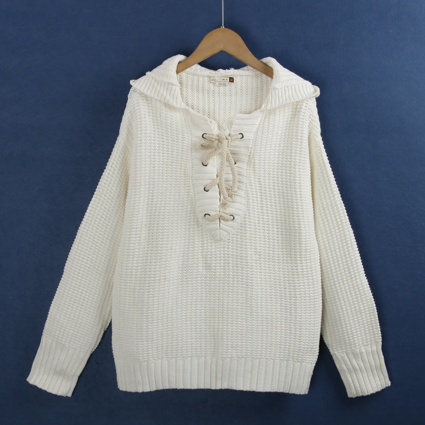 

Winter Cotton Blend Knitted Sweater with Belt Hooded Overhead Thi Pure Color Slimming Inner Wear Women's Faion