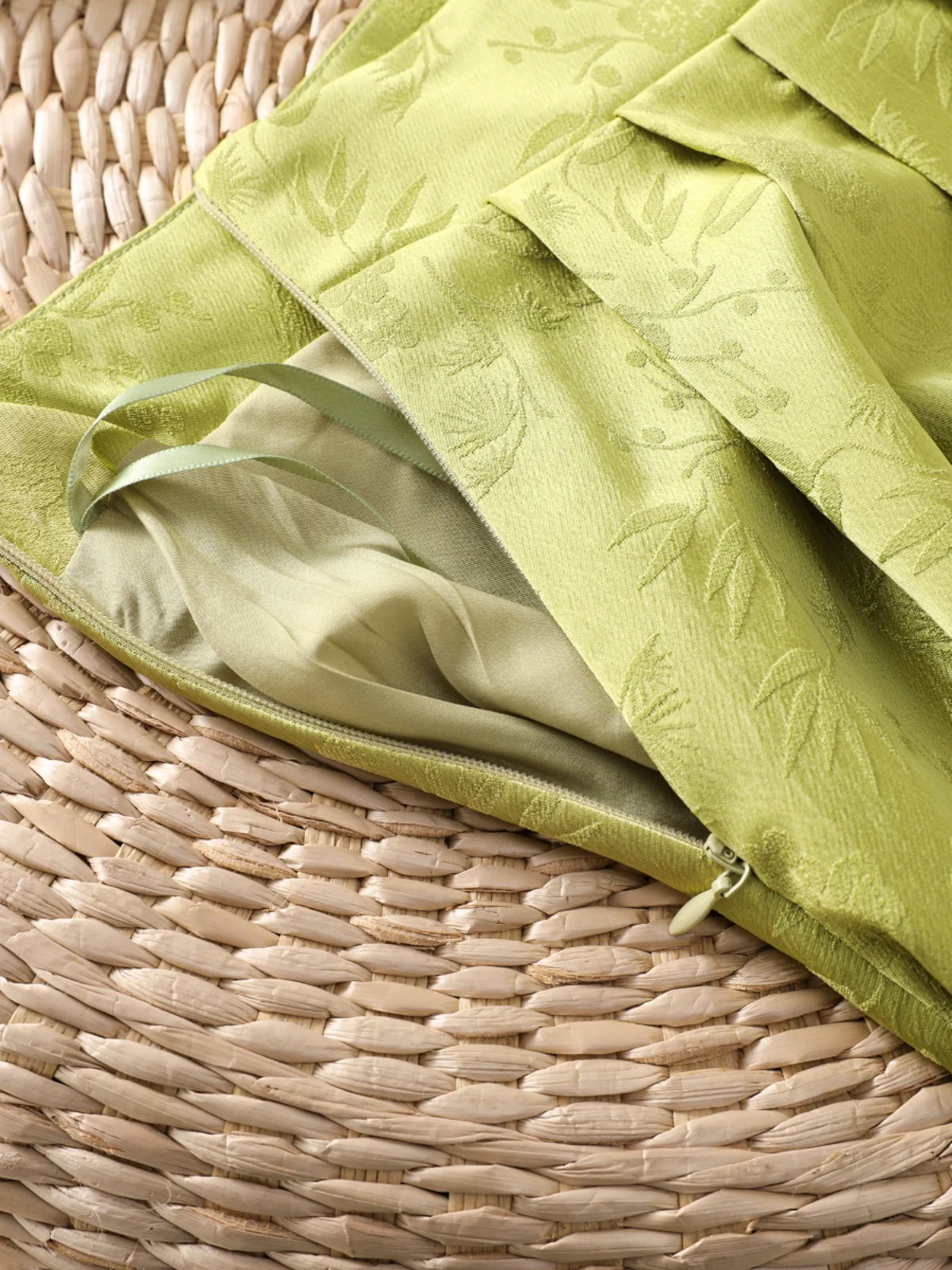 Ele عالية الخصر ألف خط ميدي تنورة المرأة الربيع Faion الأزهار التطريز الصينية الوطنية Sle التخسيس f طول تنورة