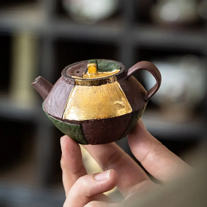

Master Song Pusu Yangye's Gold And Silver Inlaid Teapot Mineral Glaze Gift Set Handcrafted Teapot Made Of Old Rock Clay