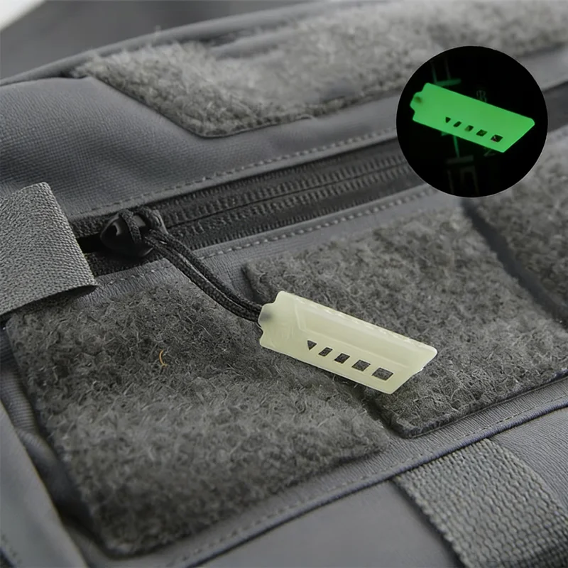 

Функциональная тактическая куртка-рюкзак с яркой подсветкой, фонариком и молнией из ТПУ с веревкой для активного отдыха, 4 цвета