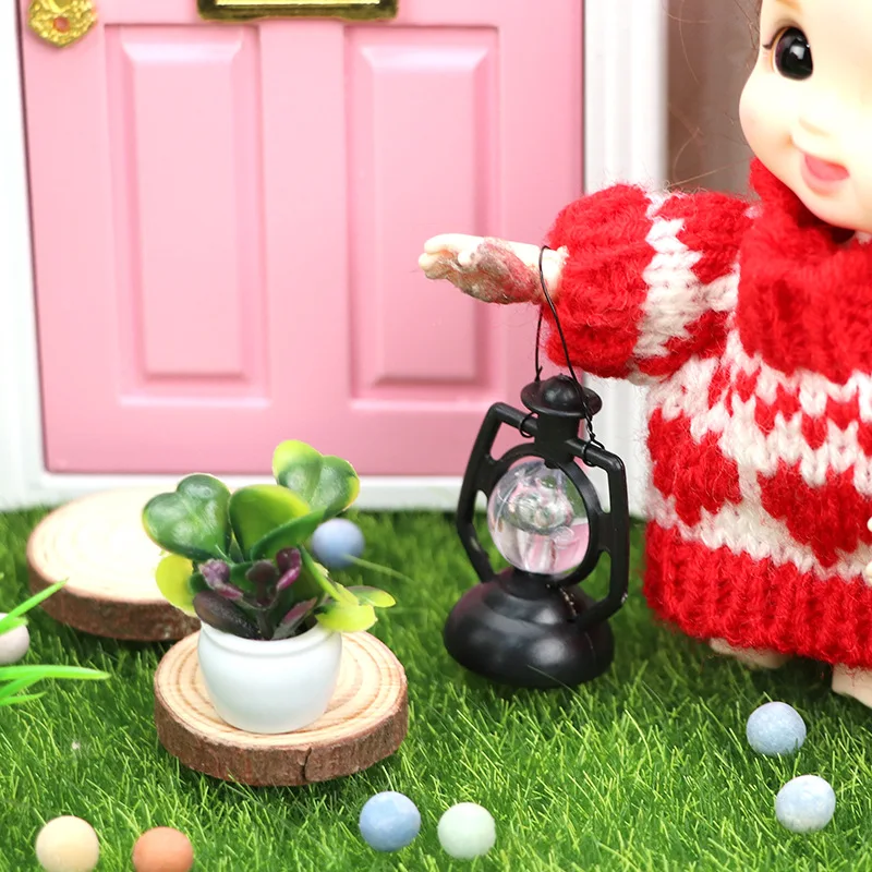 1:12 13-teiliges Miniatur-Puppenhaus, Outdoor-Szene, Gartendekoration, Modell, Briefkasten, Weihnachtsbaum, Zaun, Mülleimer, Puppenhaus-Zubehör