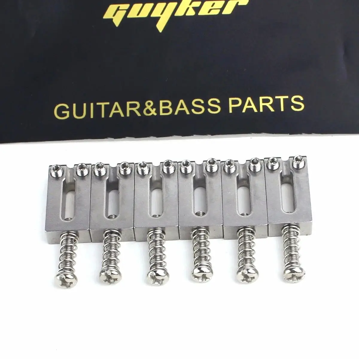 

Седла тремоло из нержавеющей стали с высокой массой 10,5 мм для гитарного моста тремоло Stratocaster