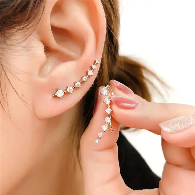 Long Dipper Ear Hook Clip on Earrings for Women Four-Prong Setting Zircon Climbing Ear Cuff Earrings Fashion Jewelry Gifts