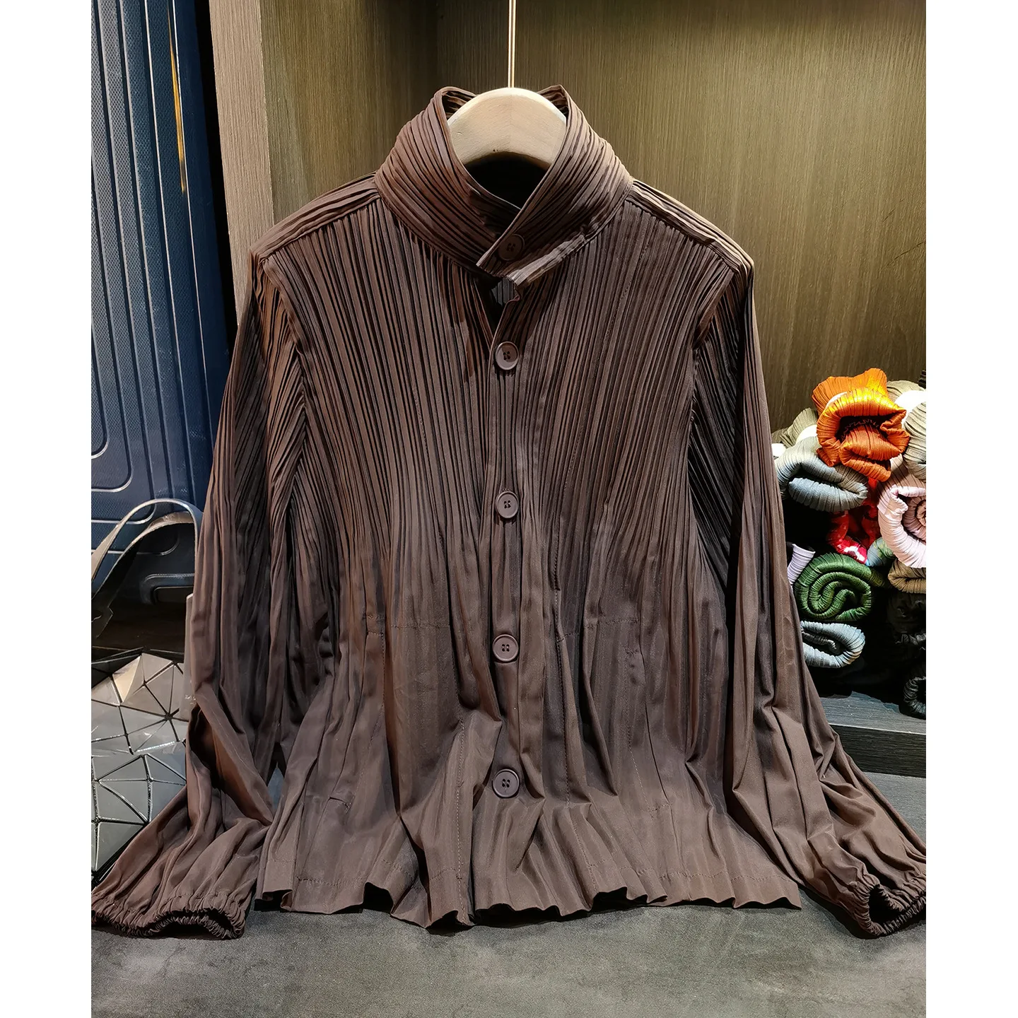 

Miyake Pleated New Stand-up Collar Single-breasted Trench Coat Jacket Loose Casual Wind Long-sleeved Peplum Cardigan Tops Female