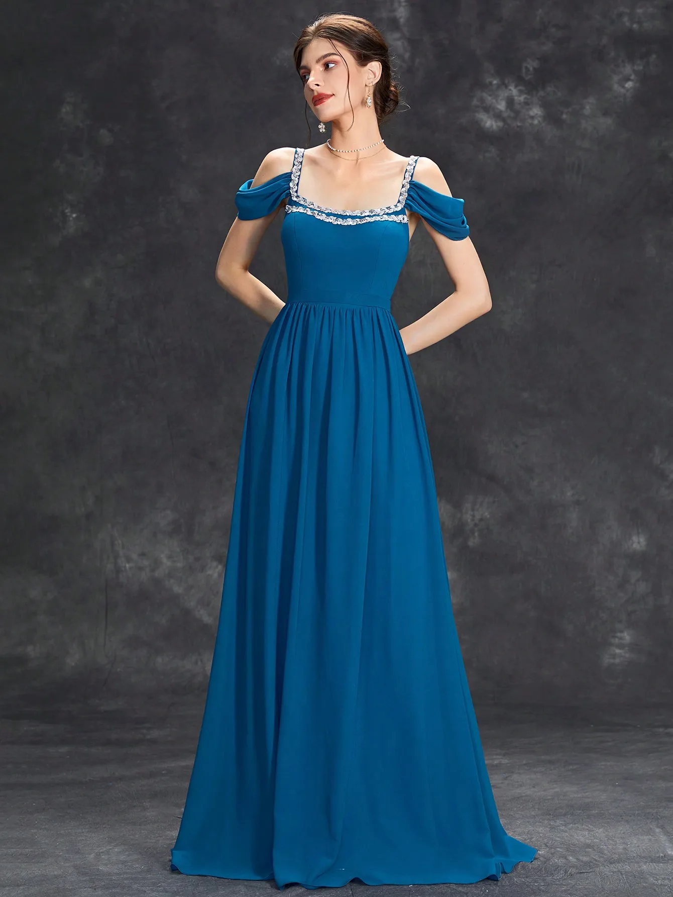 Mgiacy Neck holder Ausschnitt Doppel Pailletten band verziert Plissee Manschette ein Swing Chiffon langes Kleid Abendkleid Ballkleid