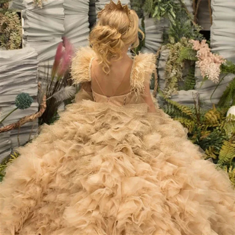 Robe de demoiselle d'honneur en Tulle bouffante, plumes appliquées, sans manches, pour mariage, demoiselle d'honneur, célébration d'anniversaire, robes eucharistiques personnalisées