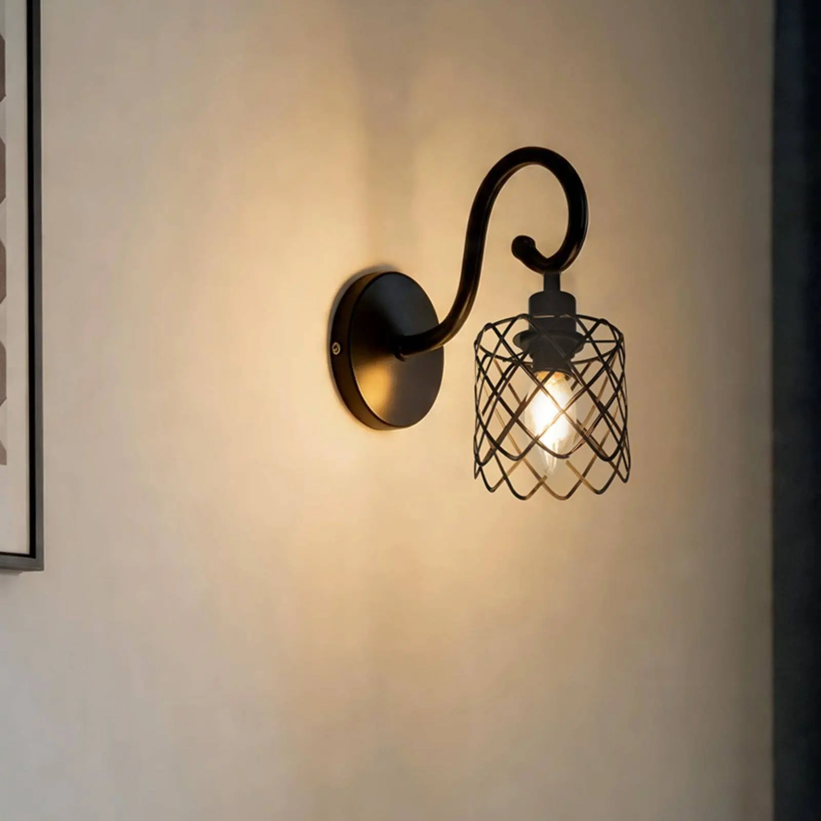 Black Wire Lamp Shade Easy to Install Modern Frame Light Cover Industrial Lamp Guard Open Bottom Lighting Accessory