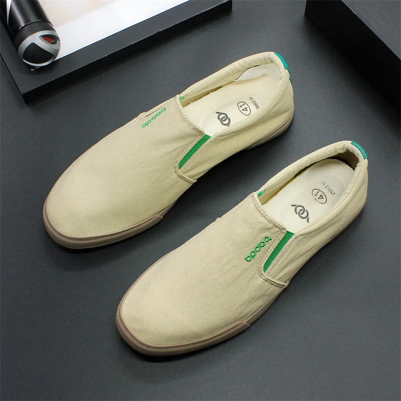 A pedal the new spring and summer 2023 breathable canvas shoes casual shoes big yards men\'s shoes joker flat sandals package mai