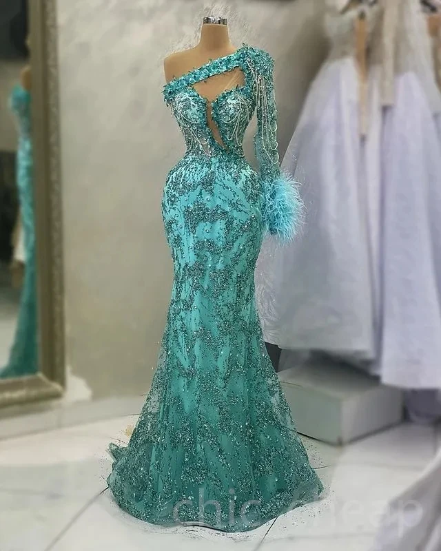Afroamerikanische Ballkleider Einschultriges Feder-Perlen-Abendkleid für Schwarze Mädchen Dubai Saudi-Arabien Abendkleider Maßanfertigung