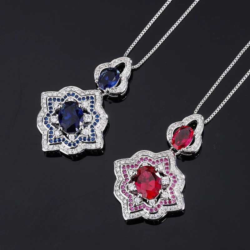 

2023 New Blue Round Claw Inlaid High Carbon Diamond Flower Macrame Pendant Necklace Vintage Women's Jewelry Wedding Party Gift