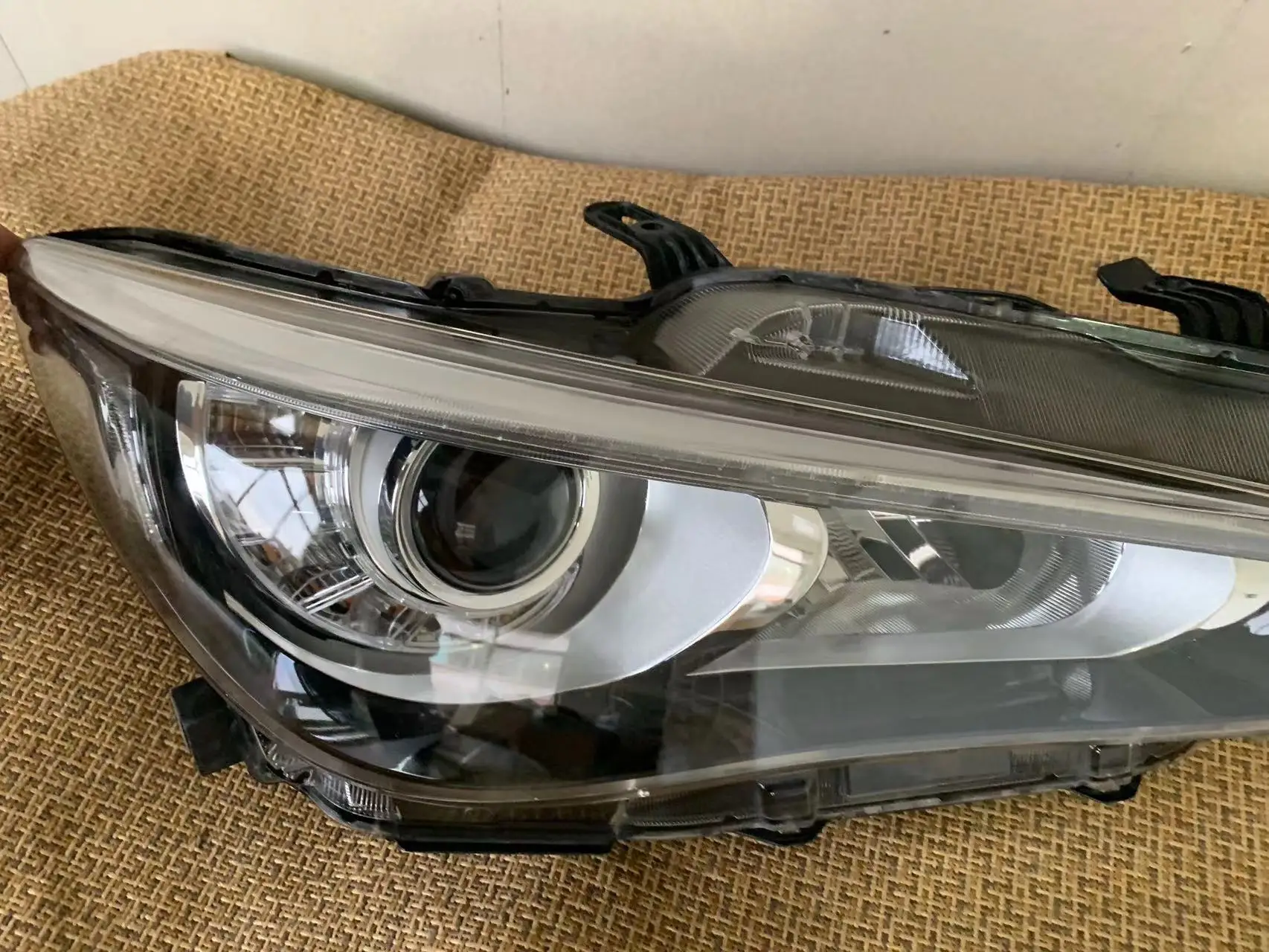 

Applicable to For 2014-2023 INFINITI Q50L Q50 Headlight High Quality Original Headlamp Assembly Auto Lighting Systems