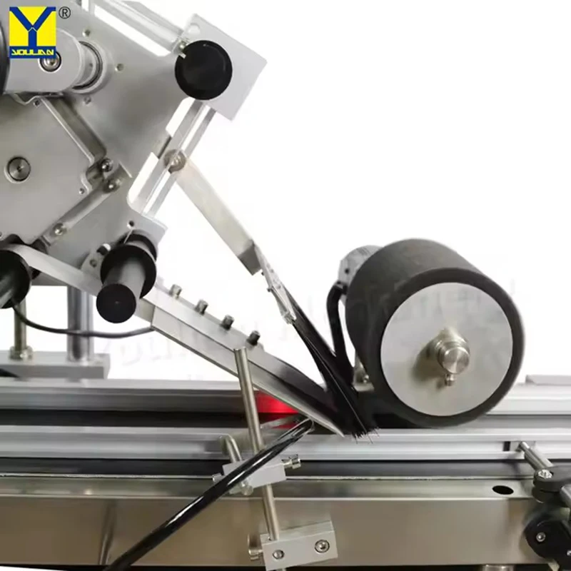 全自動デスクトップフラットサーフェスラベリングマシン、ビニール袋バッグブック化粧品ラベルアプリケータースクエア、MT-160