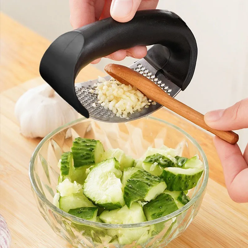 Three Colors Garlic Press Garlic Mashers Manual Ring Garlic Peeler Garlic Beater Stainless Steel Garlic Mashers Honing steel