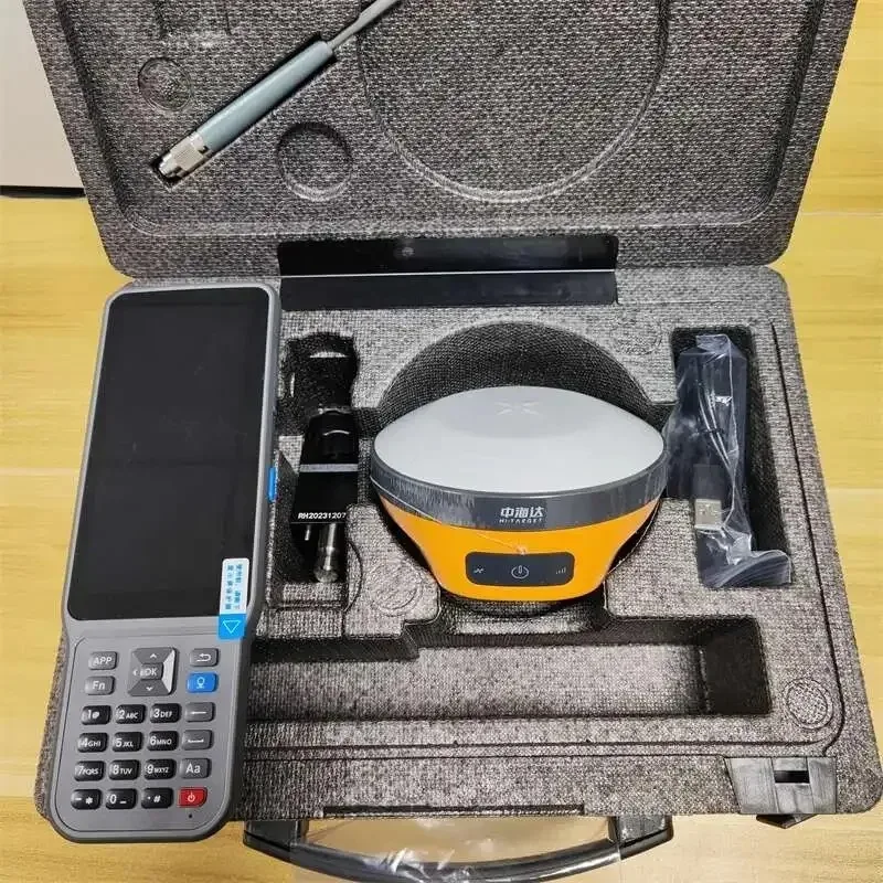 New Hi Target V200 Fast And Accurate Fix 1408 Channels Imu Gnss Receiver Surveying Equipment view 3