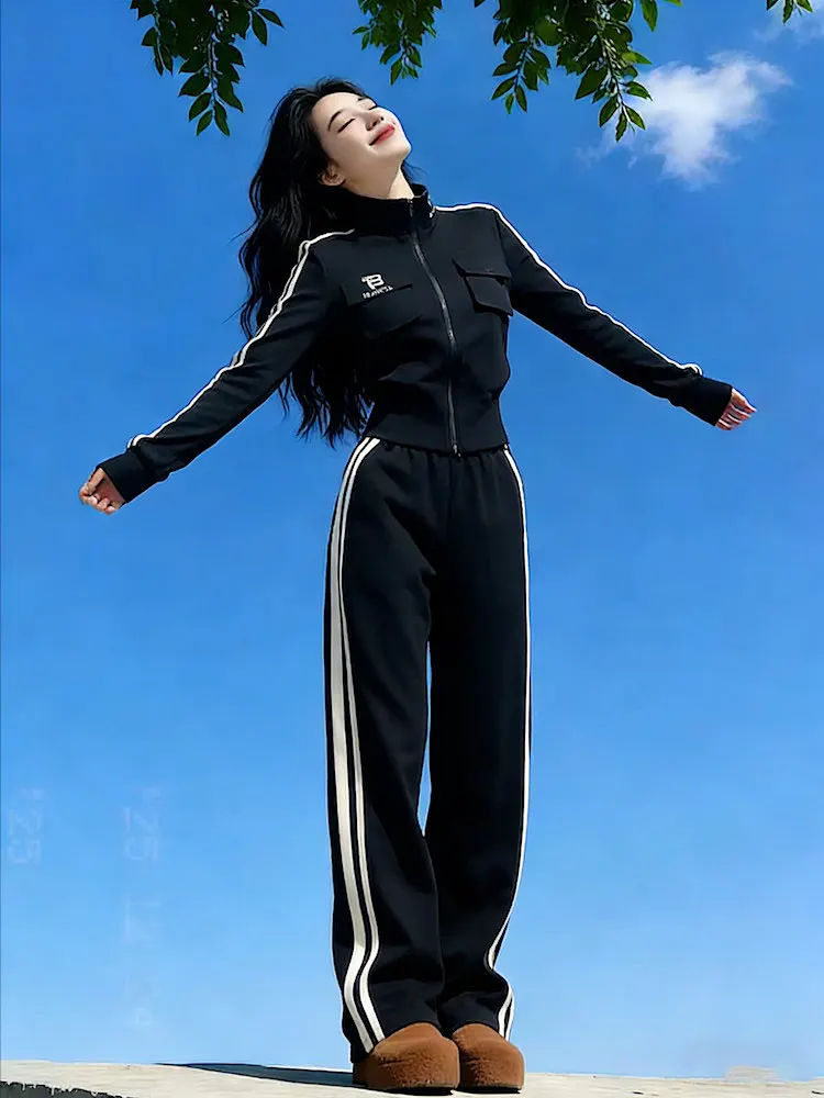 

Ретро-комплект в гонконгском стиле: женский весенний новый черный кардиган с длинными рукавами и брюки с высокой талией и широкими штанинами, комплект из двух предметов