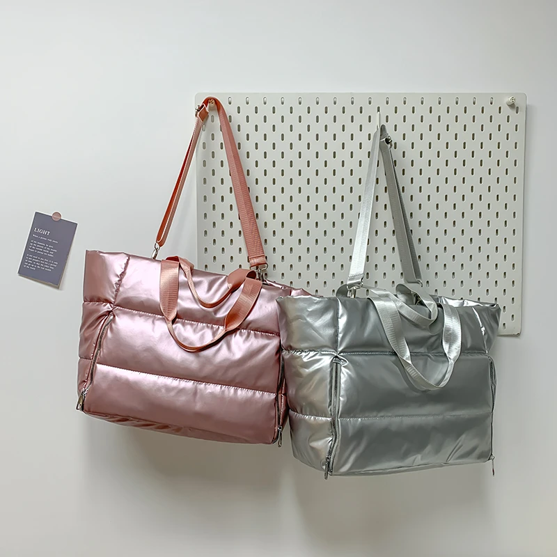 Übergroße lässige Reisetasche für Frauen wasserdichte Nylon gepolsterte Einkaufstasche geste ppte Baumwolle Raum Handtasche Messenger Mode Paar Tasche – Detail 7