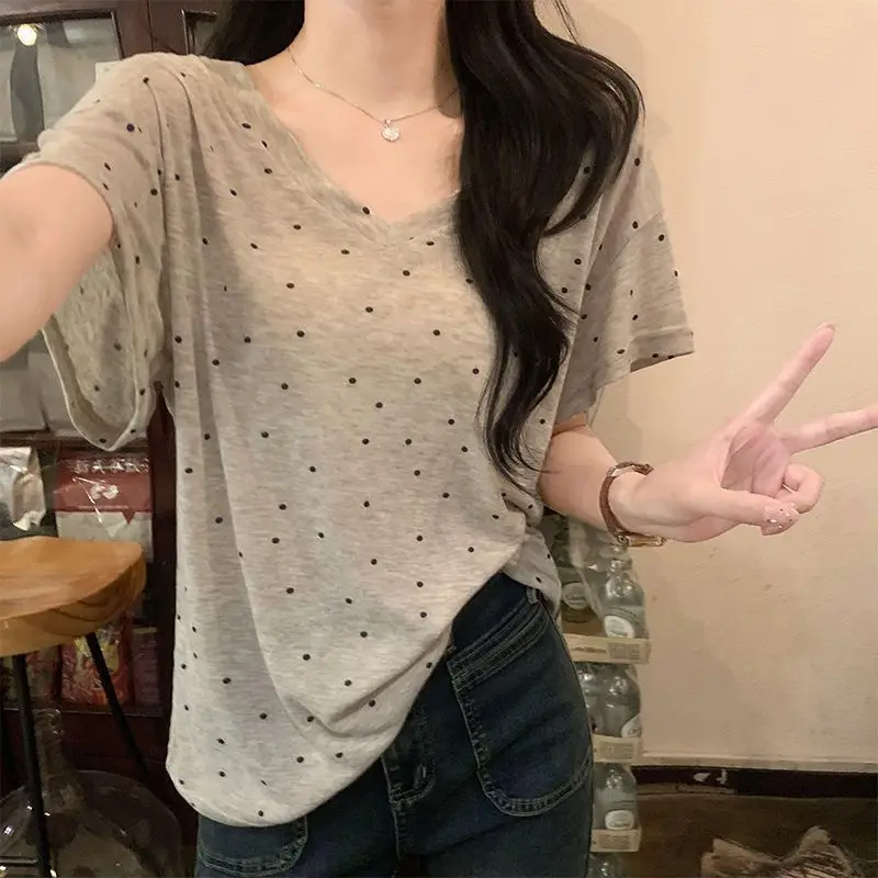 

Summer Polka Dot V-Neck T-Shirt Women's No Pilling Shoulder Length Short Sleeve Loose Slimming Base Shirt Casual Style Top