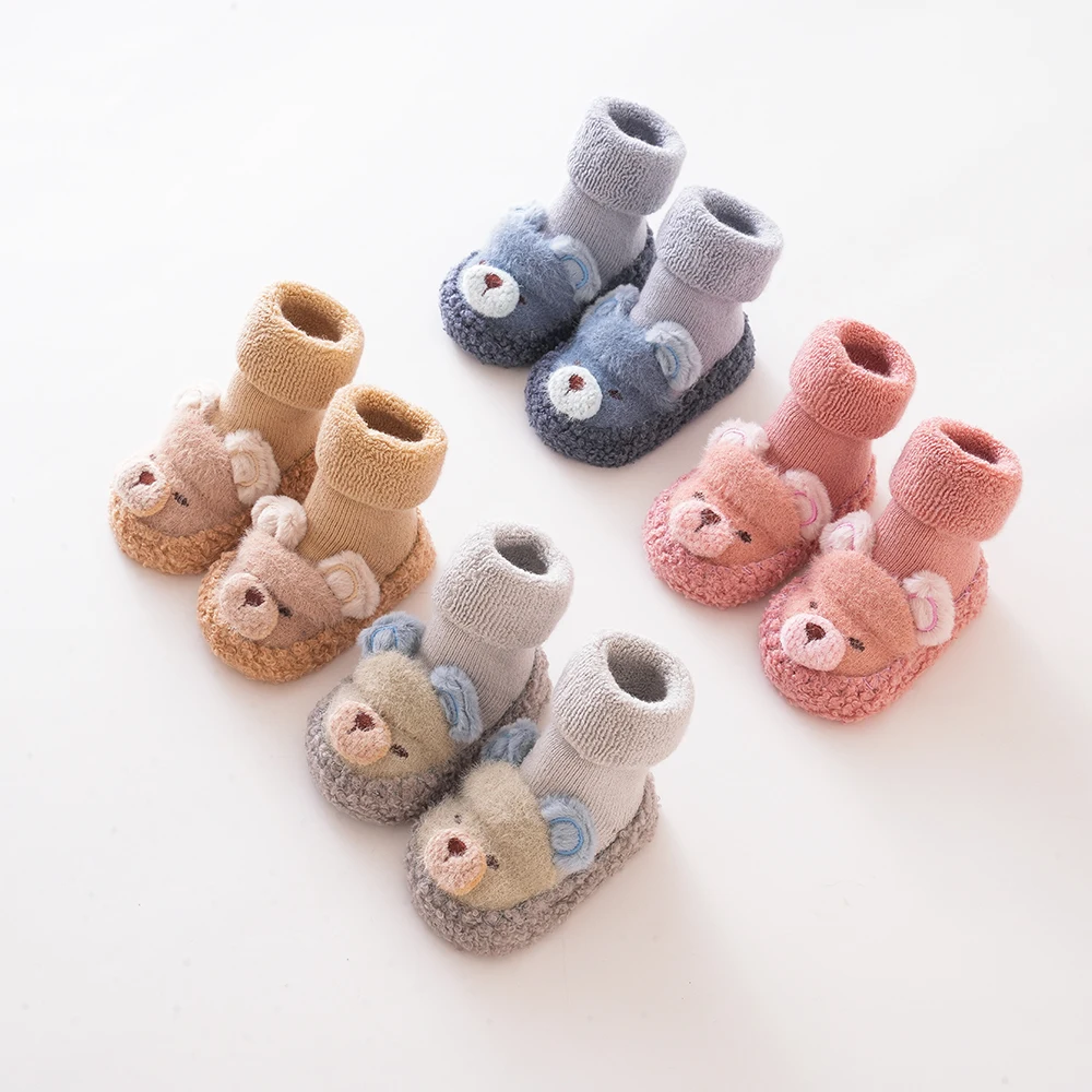 

2023 Winter Infant Cute Fluffy Bear Doll Shoes Toddler Baby Non-Slip Thick Loop Socks First Walker Warm Cozy Terry Floor Shoes