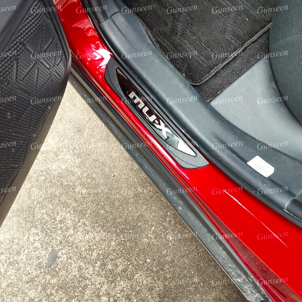 Car For Isuzu MUX MU-X Protector Scuff Plate Door Sill Pedal Accessories Auto Threshold Trim Stickers Styling 2023 2024