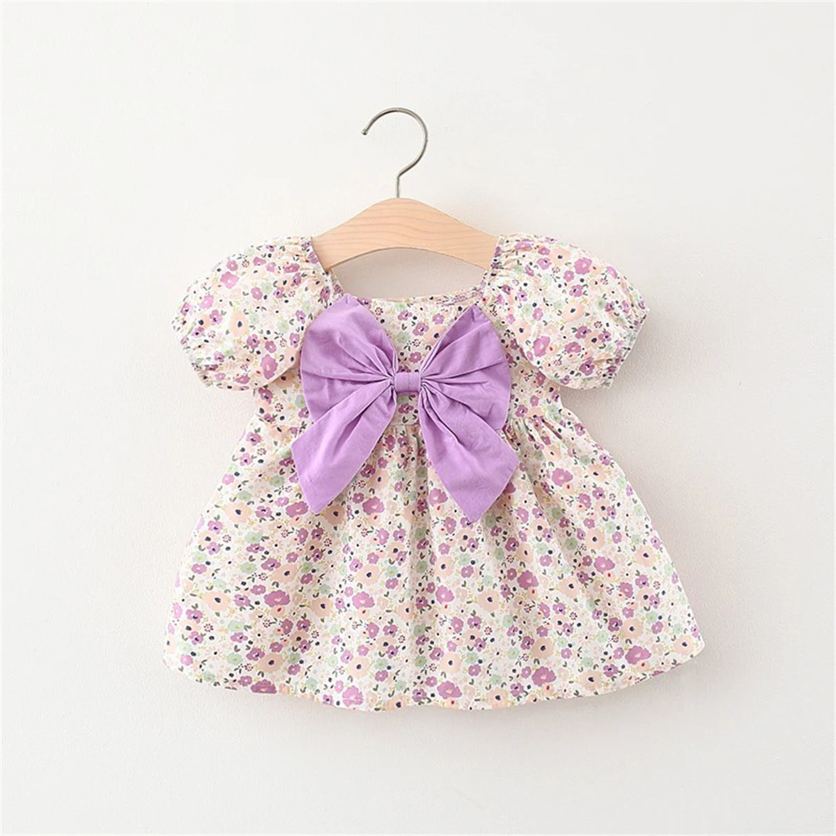 Summer girls short sleeved dress baby girl Korean version small floral print bow bubble sleeve princess dress