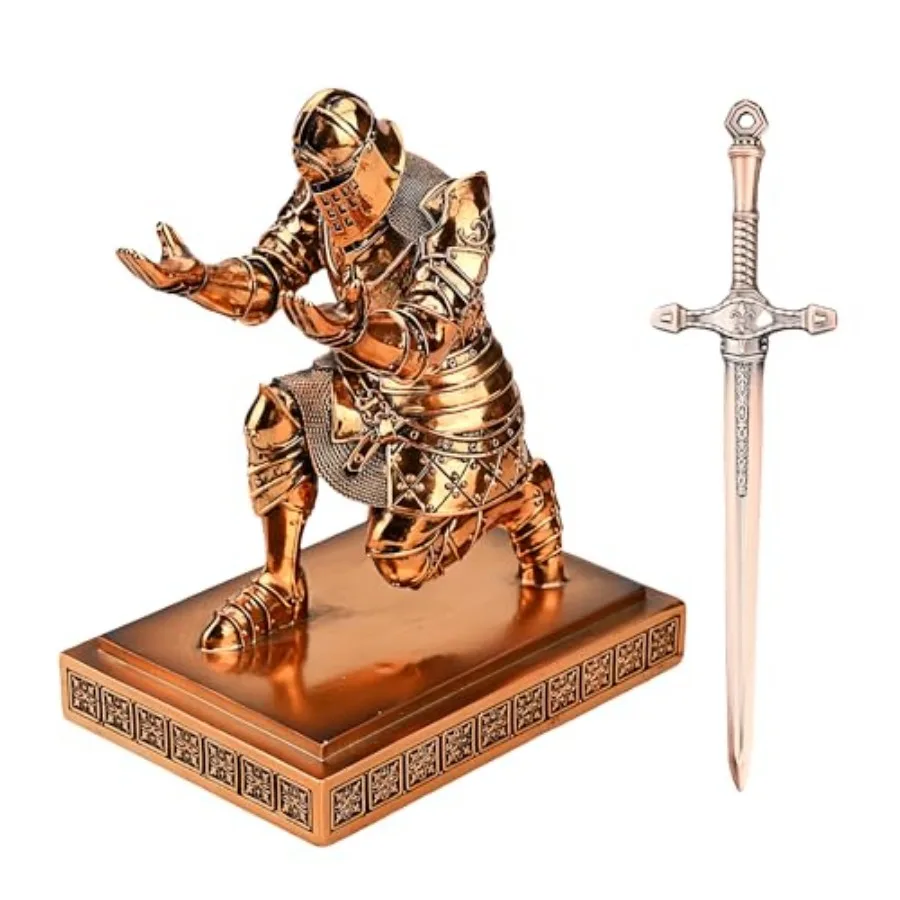 

King's Guard Knight Pen Holder Pen Stand Desk Organizers and Accessories Resin Pencil Holder as Gift for Office and Home (Plati