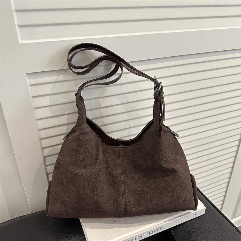 

Trendy Simple Casual Shoulder Bags for Women Large Capacity Crossbody Suede Comfortable and Versatile Texture Tote Commuter Bag