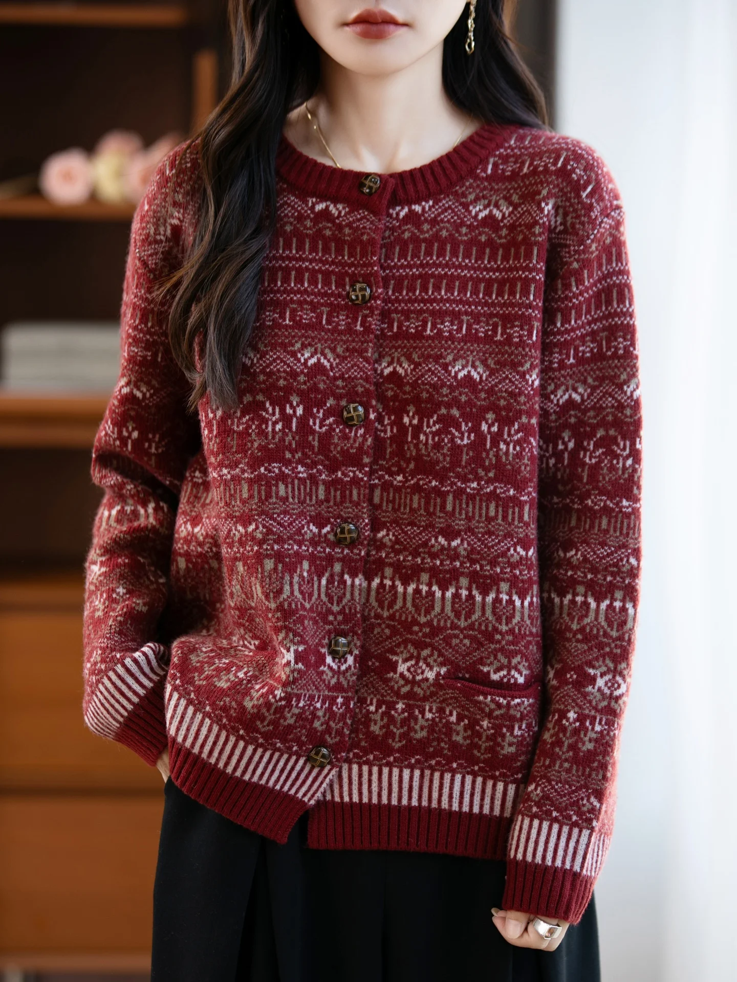 الخريف الشتاء Thiened الدب الفراء السيدات المفتوحة سترة فضفاضة مستديرة Ne المرقعة العرقية محبوك ملابس خارجية لينة طويلة Sve