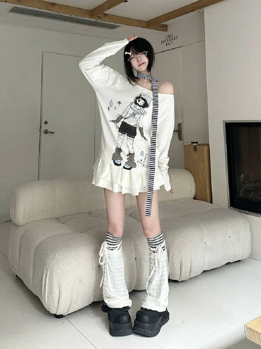 

Japanese Dopamine Anime Girl Printed Long-Sleeved T-Shirt Women Spring Autumn New Light Sub-Shoulder Top
