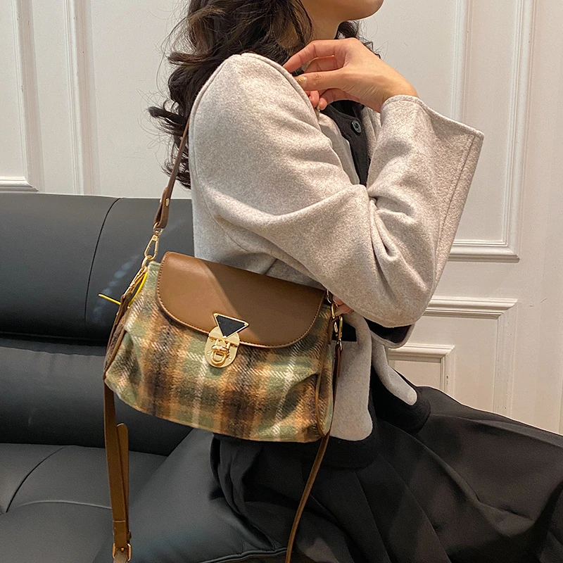 

Fine Workmanship Soft And Comfortable Latch Open And Close Shopping Shopping Commuter Travel Single Shoulder Straddle Bag