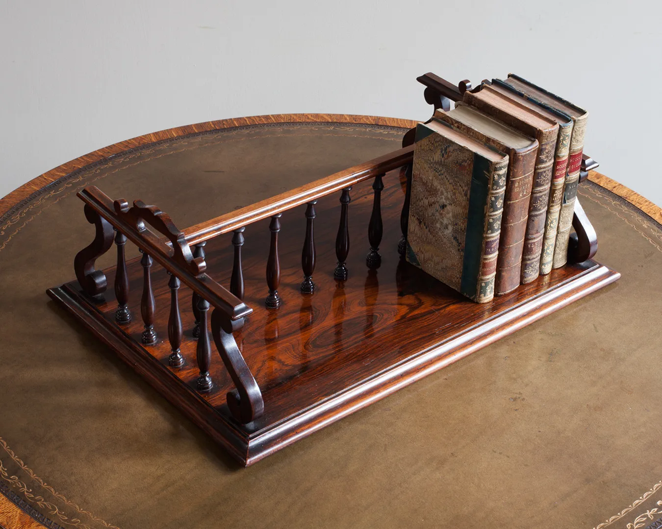 French retro solid wood bookshelf multi-functional desktop storage display shelf medium antique frame