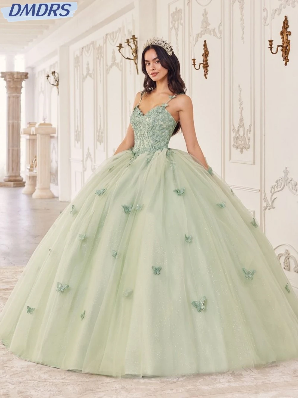 Verde chiaro Senza spalline Principessa Abiti stile Quinceanera Personalizzato Farfalla 3D Appliques Abito da ballo Abiti da 15 Quinceañera