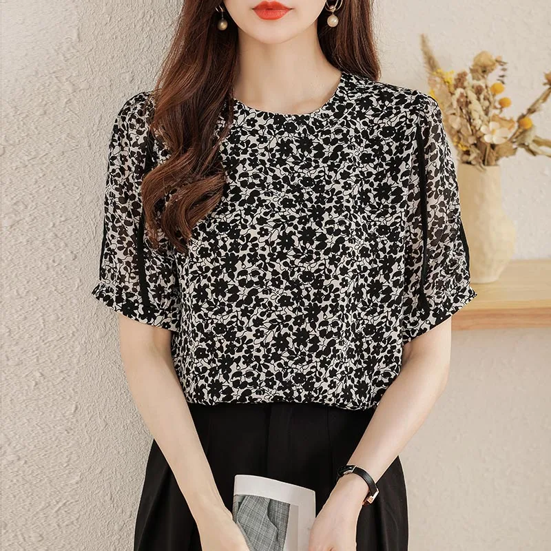 Women Clothing Fashion Print O-neck Short Sleeve Blouse Summer Korean Version Chic All-match Loose Shirts Office Lady Pullovers