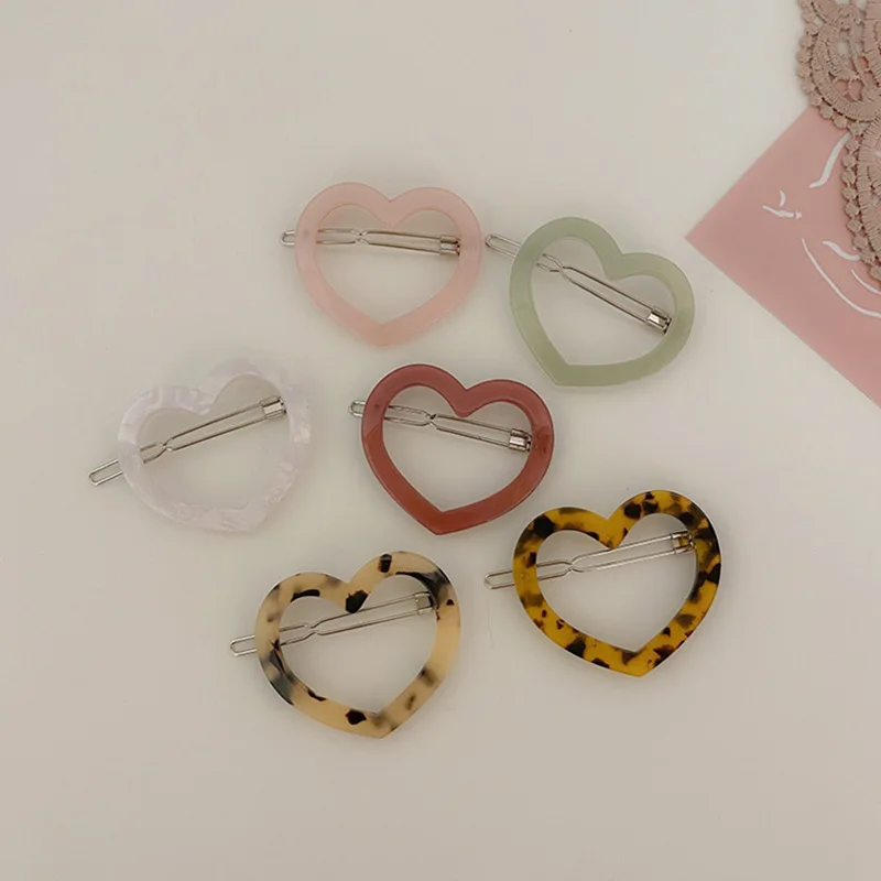 

Love shaped acetic acid plate tortoiseshell color temperament girl bangs edge clip